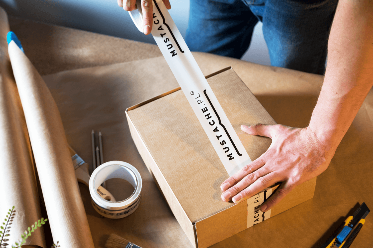 packaging tape with logo