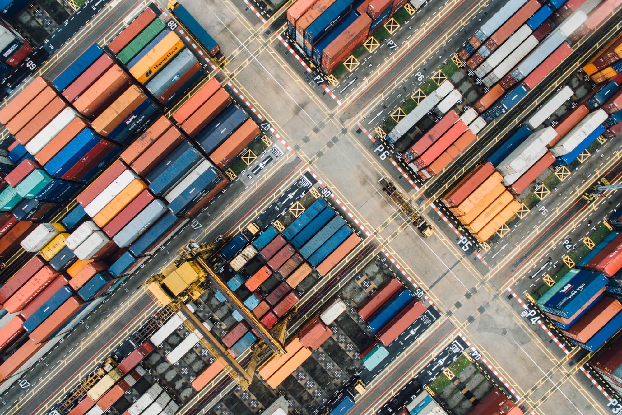 Conteneurs dans un port