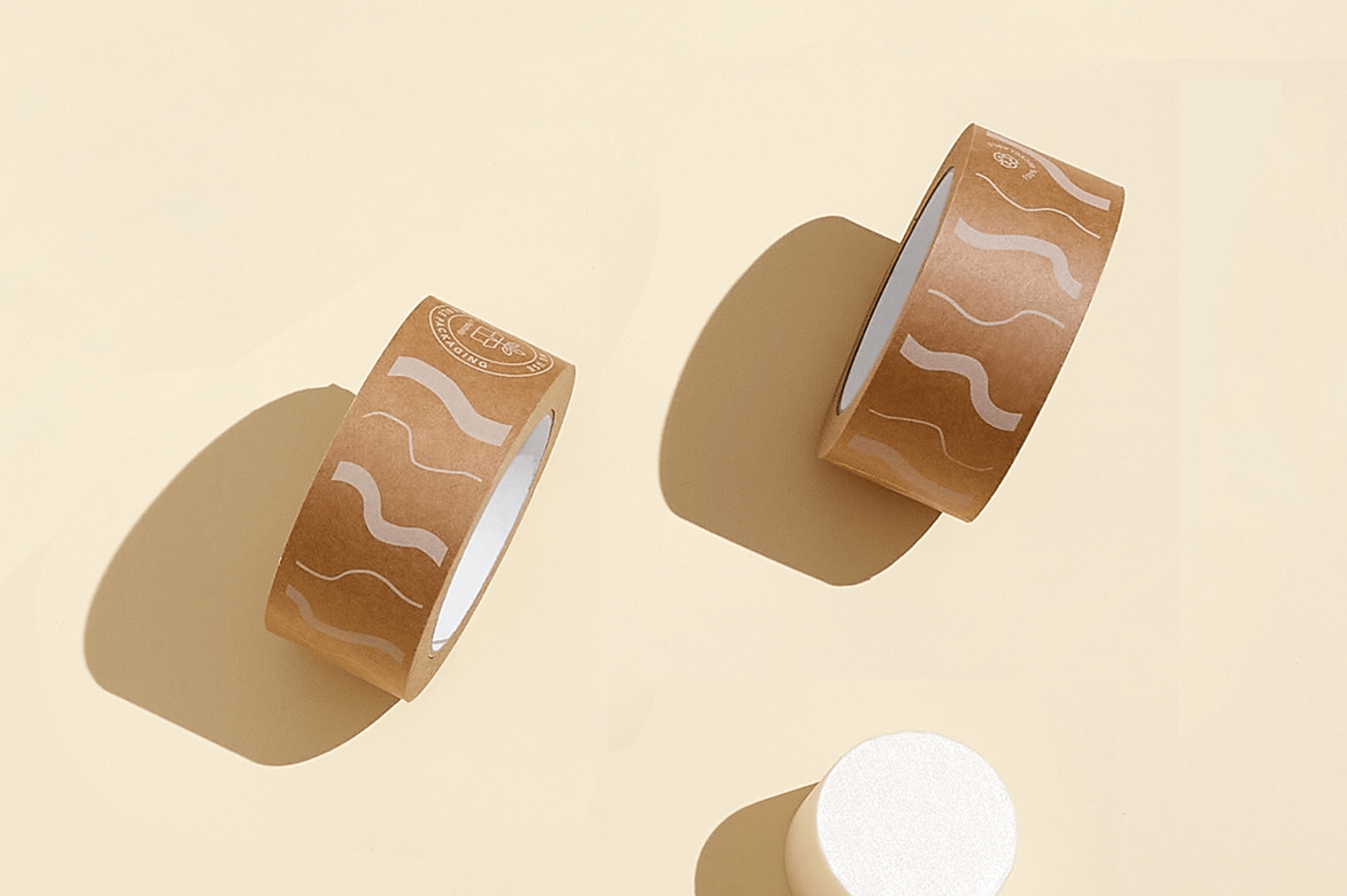 dos rollos de cinta kraft para sellar cajas postales
