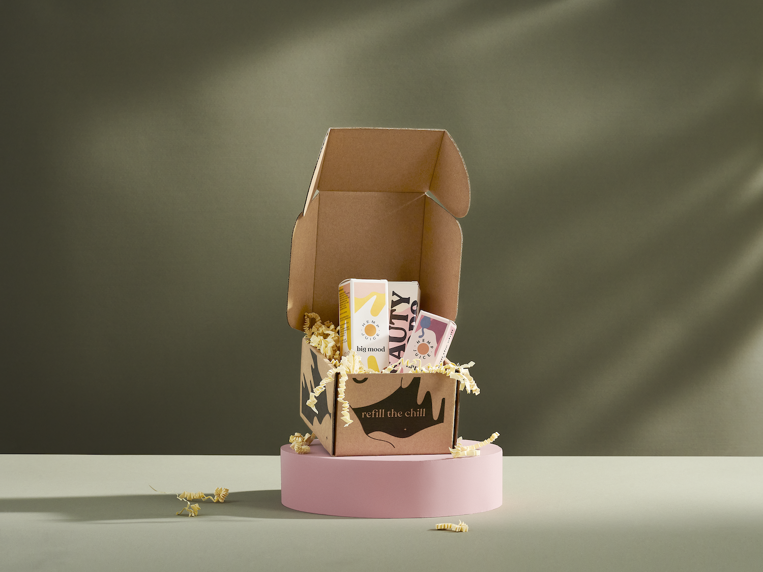 caja postal con relleno ecológico